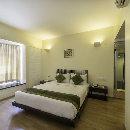 Treebo Trend Spektrum Suites Mysore Exteriör bild