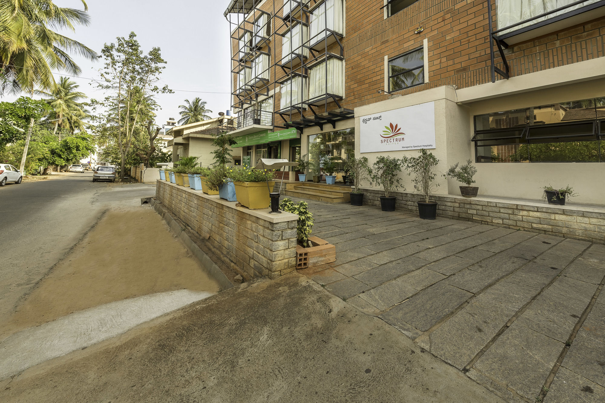 Treebo Trend Spektrum Suites Mysore Exteriör bild